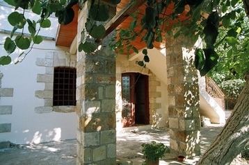 Görögország Chata Nea Kydonia, Exteriőr